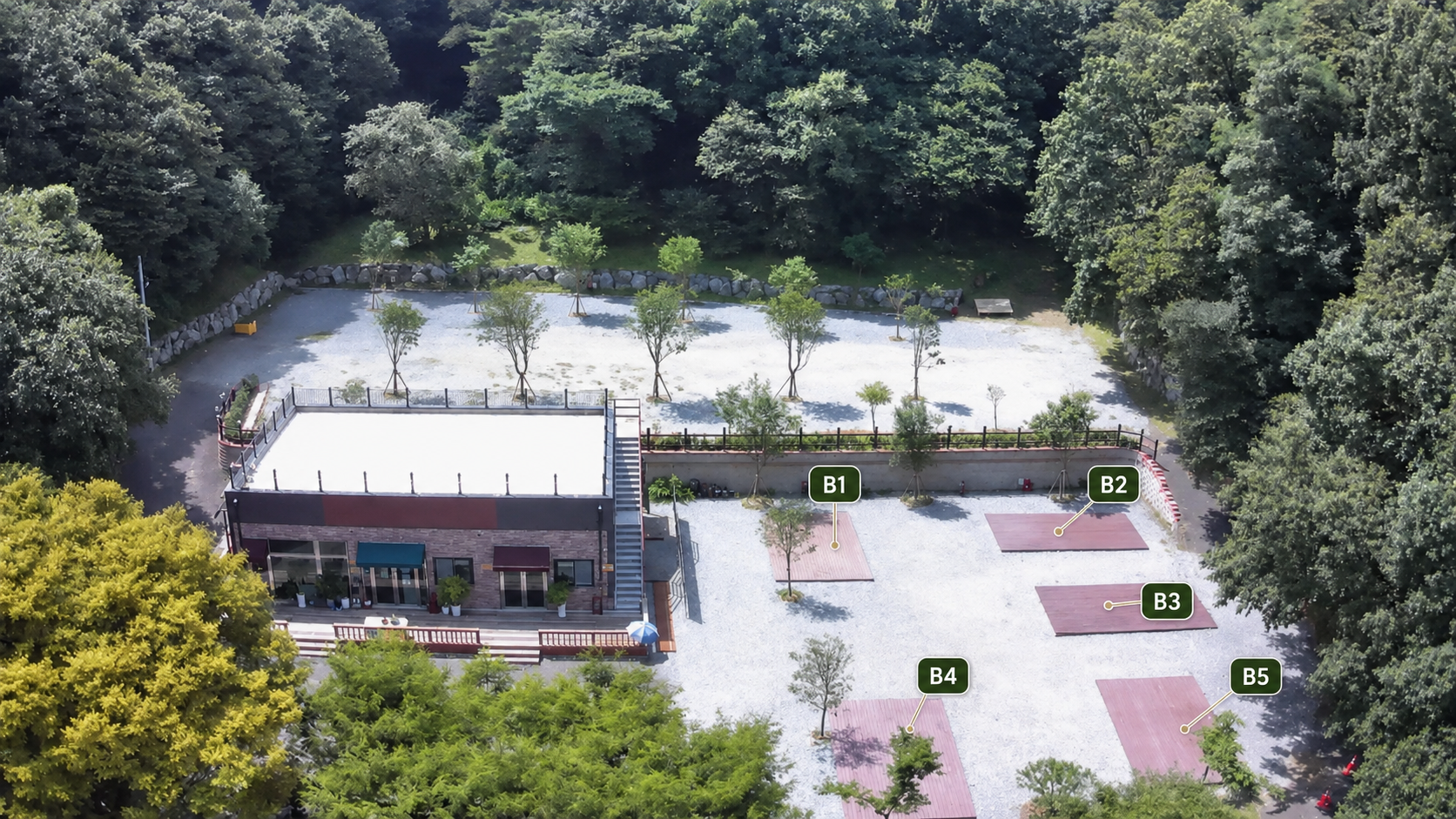 B1부터 B5까지 표시된 B사이트 항공 배치도